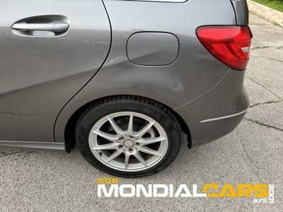 Mercedes-Benz Classe B B 180 CDI BlueEFFICIENCY AMG LINE Grigio usata Capua