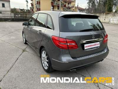 Mercedes-Benz Classe B B 180 CDI BlueEFFICIENCY AMG LINE Grigio usata Capua