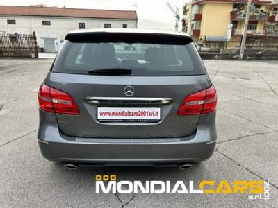 Mercedes-Benz Classe B B 180 CDI BlueEFFICIENCY AMG LINE Grigio usata Capua