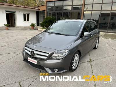 Mercedes-Benz Classe B B 180 CDI BlueEFFICIENCY AMG LINE Grigio usata Capua