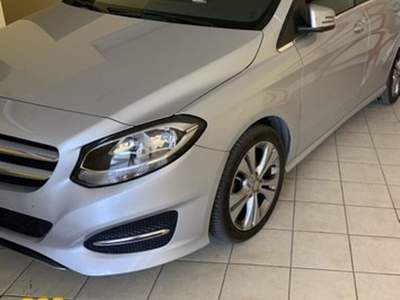 Mercedes-Benz Classe B B 180 B 180 d Sport Argento usata Capua