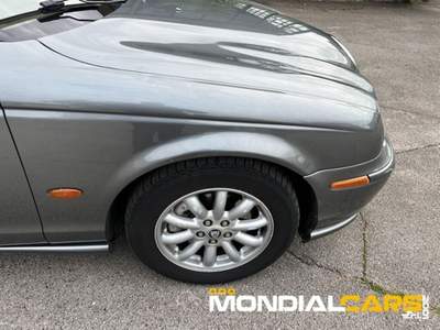 Jaguar S-Type S-Type (X202) 3.0 V6 24V cat Sport GPL Grigio usata Capua