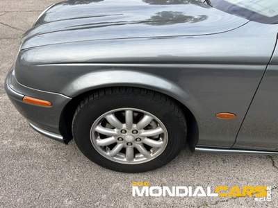 Jaguar S-Type S-Type (X202) 3.0 V6 24V cat Sport GPL Grigio usata Capua