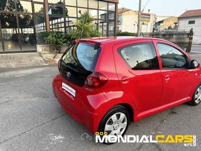 Toyota Aygo 1 5p 1.4d Sol 54 CV Rosso usata Capua