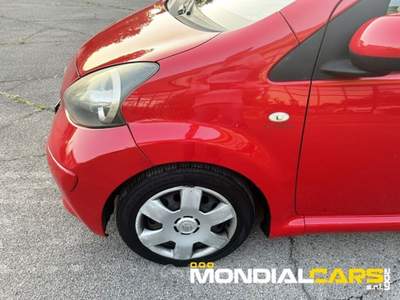 Toyota Aygo 1 5p 1.4d Sol 54 CV Rosso usata Capua
