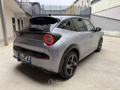 Lancia Ypsilon Hybrid e-DCT LX Grigio usata VAREDO