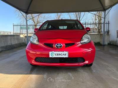Toyota Aygo 1.0 12V VVT-i 5 porte OK NEOPATENTATI 5 PORTE Rosso usata Pavia