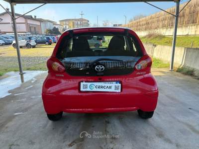 Toyota Aygo 1.0 12V VVT-i 5 porte OK NEOPATENTATI 5 PORTE Rosso usata Pavia
