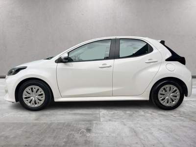 Toyota Yaris 1.5 Hybrid 5 porte Active Bianco usata Sassari