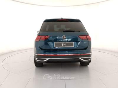 Volkswagen Tiguan Tiguan 2.0 tdi elegance 4motion 150cv dsg Blu/Azzurro usata Cuneo