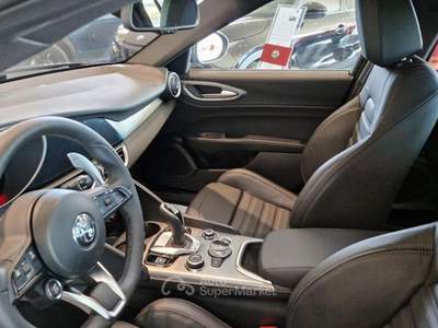 Alfa Romeo Giulia 2.2 Turbodiesel 210 CV AT8 AWD Q4 Veloce Nero usata Modena