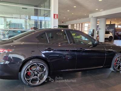 Alfa Romeo Giulia 2.2 Turbodiesel 210 CV AT8 AWD Q4 Veloce Nero usata Modena