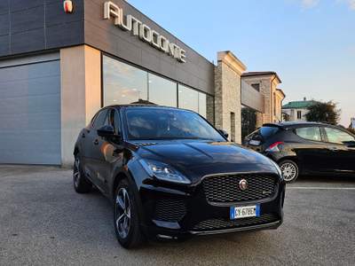 Jaguar E-Pace Ottime condizioni generali. Tagliandi ufficiali. Gancio traino Nero usata Rosà