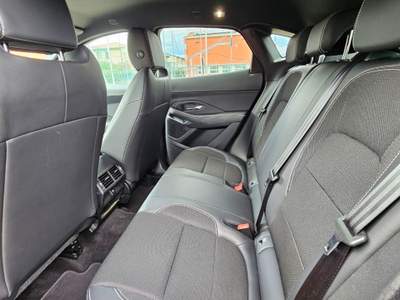 Jaguar E-Pace Ottime condizioni generali. Tagliandi ufficiali. Gancio traino Nero usata Rosà