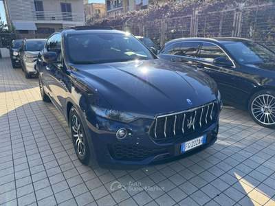 Maserati Levante 250 cv Tetto Uniproprietario Argento usata Cesa
