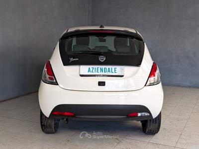 Lancia Ypsilon Ypsilon - 1.0 Hybrid 70cv - Gold  Bianco usata Robecco sul Naviglio