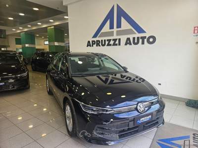 Volkswagen Golf Golf 2.0 TDI 115 CV SCR Life Nero usata SAN MICHELE SALENTINO