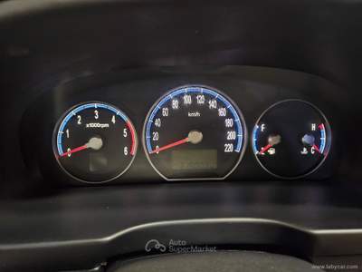 Hyundai Santa Fe Santa Fe 2.2 CRDi VGT Dynamic Sun 5 p.ti Nero usata SAN MICHELE SALENTINO