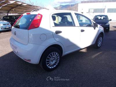 Fiat Punto 1.4 8V 5p. Natural Power Street Bianco usata Terni