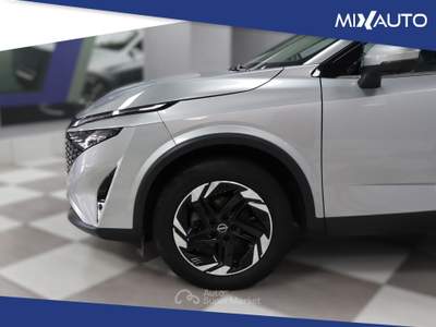 Nissan Qashqai 1.3 MHEV N-Connecta 2WD 140CV Grigio usata Latina