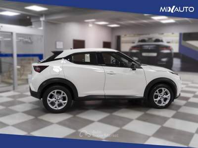 Nissan Juke 1.0 DIG-T 6MT Acenta 117CV Bianco usata Latina