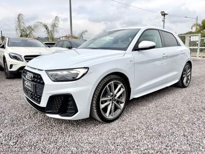 Audi A1 A1 SPORTBACK 30 TFSI S-line LED NAVI PELLE RETROCAMERA Bianco usata Villarosa