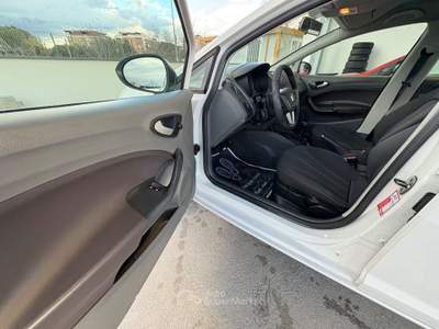 Seat Ibiza CR 5 porte Reference Bianco usata ALTAMURA