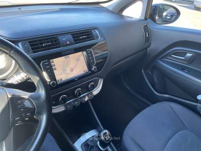 Kia Rio 5p. Active Collection RETROCAMERA Nero usata Casalgrande