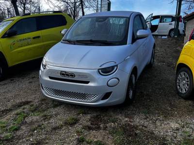 Fiat 500 Berlina Hybrid Torino Blu/Azzurro usata Bucine