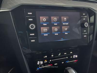 Volkswagen Passat Unico proprietario Nero usata Trebaseleghe