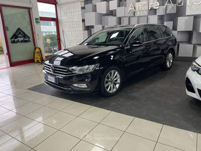 Volkswagen Passat Unico proprietario Nero usata Trebaseleghe