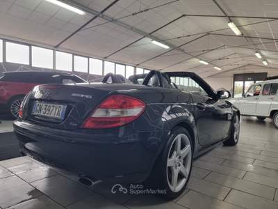 Mercedes-Benz SLK Allestimento AMG Nero usata larciano