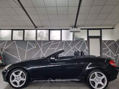 Mercedes-Benz SLK Allestimento AMG Nero usata larciano