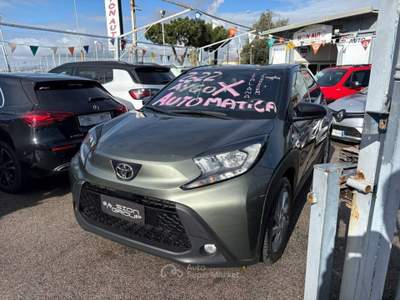Toyota Aygo 1.0 Lounge 72cv s-cvt Verde usata Ercolano