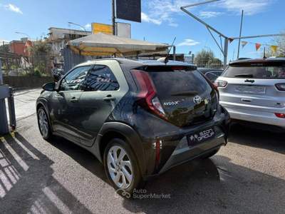 Toyota Aygo 1.0 Lounge 72cv s-cvt Verde usata Ercolano