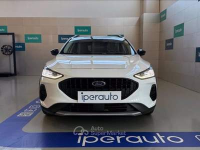 Ford Focus Active 1.0 ecoboost hybrid 125cv NUOVO MODELLO Bianco usata Bergamo