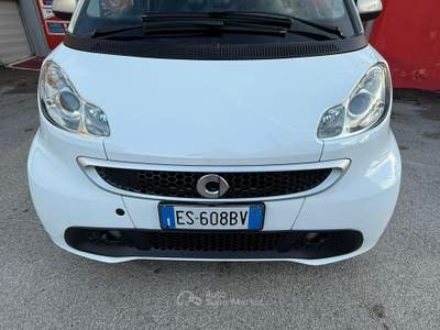 Smart ForTwo CDI 54cv coupé - 2013 Bianco usata Giugliano in Campania