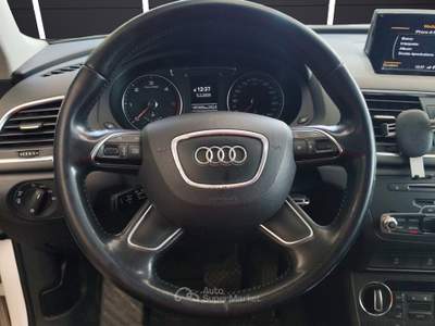 Audi Q3 Q3 2.0 TDI 120 CV S tronic Bianco usata Pompei