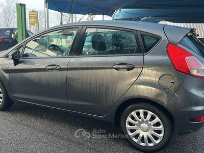 Ford Fiesta 5 porte Titanium Grigio usata Torino