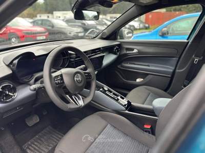 Alfa Romeo Junior  -  1.2 ibrida 145cv edct6 Blu/Azzurro usata Viterbo