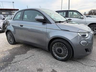 Fiat 500 500e Berlina 42 kWh Passion Grigio usata Roma
