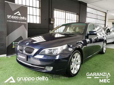 BMW Serie 5 530xd 530 530xd Touring Futura 4X4 Blu/Azzurro usata Torino