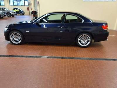 BMW Serie 3 320i 320 320i cat Cabrio Futura Blu/Azzurro usata Piacenza