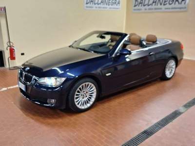 BMW Serie 3 320i 320 320i cat Cabrio Futura Blu/Azzurro usata Piacenza