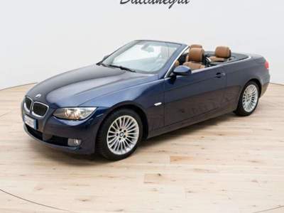 BMW Serie 3 320i 320 320i cat Cabrio Futura Blu/Azzurro usata Piacenza