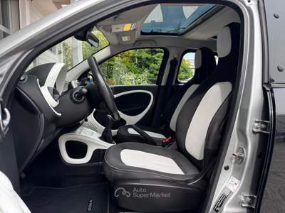 Smart ForFour 70 1.0 Passion Nero usata Roseto degli Abruzzi