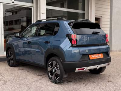 Fiat Grande Panda 1.2 Hybrid 110 CV S&S La Prima, Winter pack, Km0 Blu/Azzurro usata Roseto degli Abruzzi