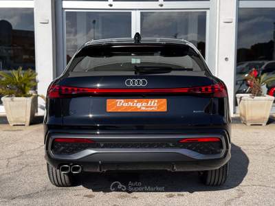 Audi Q5 SPB TDI quattro S tronic line, Aziendale estera Nero usata Roseto degli Abruzzi