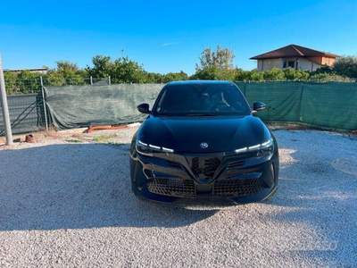 Alfa Romeo Junior Hybrid eDCT6 Speciale usata Minturno