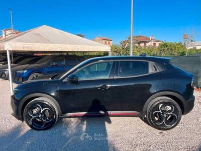 Alfa Romeo Junior Hybrid eDCT6 Speciale usata Minturno